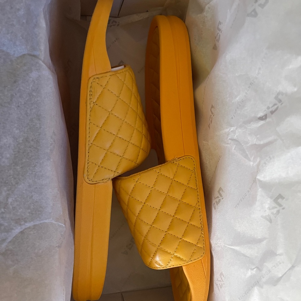 APL LUSSO SLIDE Quilted Mango Sandals Unisex - Picture 3 of 4